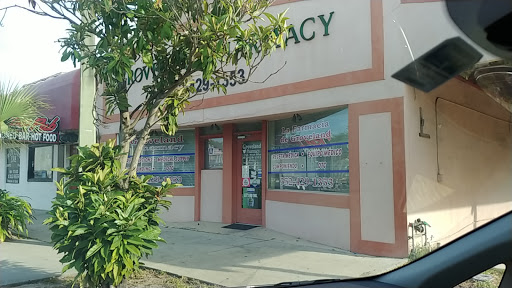 Groveland Pharmacy, 145 E Broad St, Groveland, FL 34736, USA, 