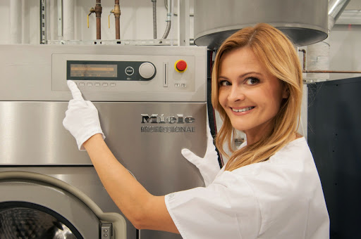 Dry Cleaner «Wooven Dry Cleaning and Wash & Fold», reviews and photos, 2300 W Copans Rd #3, Pompano Beach, FL 33069, USA