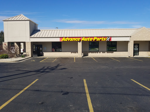 Auto Parts Store «Advance Auto Parts», reviews and photos, 723 N Rochester St, Mukwonago, WI 53149, USA