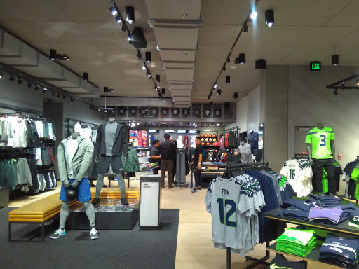 Sporting Goods Store «Nike Seattle», reviews and photos, 1500 6th Ave, Seattle, WA 98101, USA