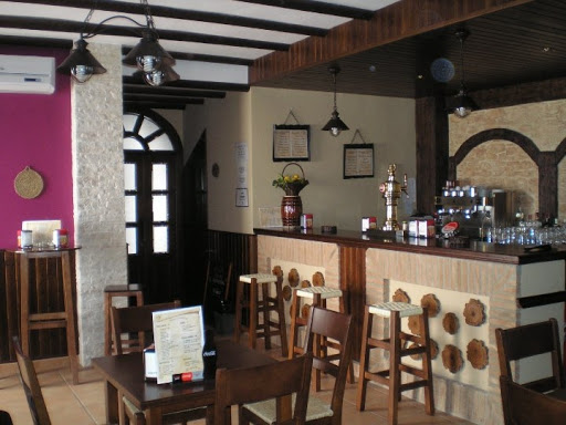Mesón Restaurante El Romeral en Almadén de la Plata