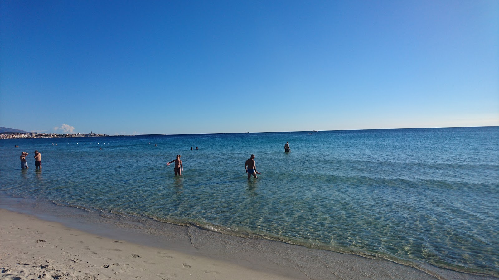 Foto de Praia Maria Pia - recomendado para viajantes em família com crianças