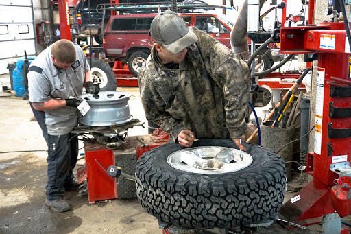 Auto Repair Shop «Eagle Tire Brake & Alignment Auto Service», reviews and photos, 1101 Argyle St, Helena, MT 59601, USA