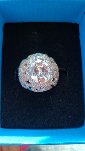 Jewelry Repair Service «Gem Store», reviews and photos, 9933 Kingston Pike, Knoxville, TN 37922, USA