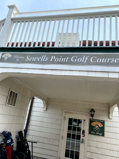 Golf Course «Sewells Point Golf Course», reviews and photos, 660 Ruthven Rd, Norfolk, VA 23505, USA