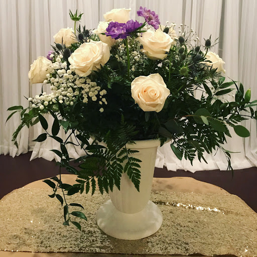 Florist «Flowers by Zsuzsana», reviews and photos, 21300 NW Cornell Rd #1201, Hillsboro, OR 97124, USA