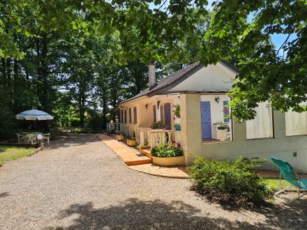 Lodge Gîte de La Perreuse Saint-Firmin-des-Bois