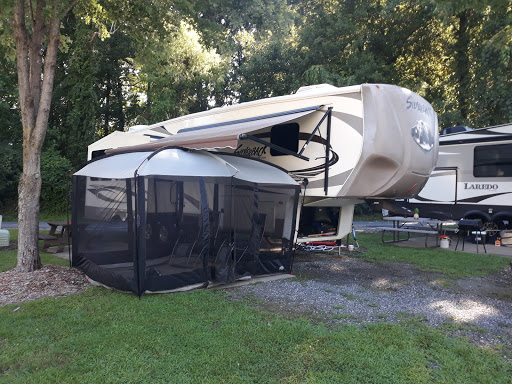 Campground «Lakewood RV Resort», reviews and photos, 15 Timmie Ln, Flat Rock, NC 28731, USA