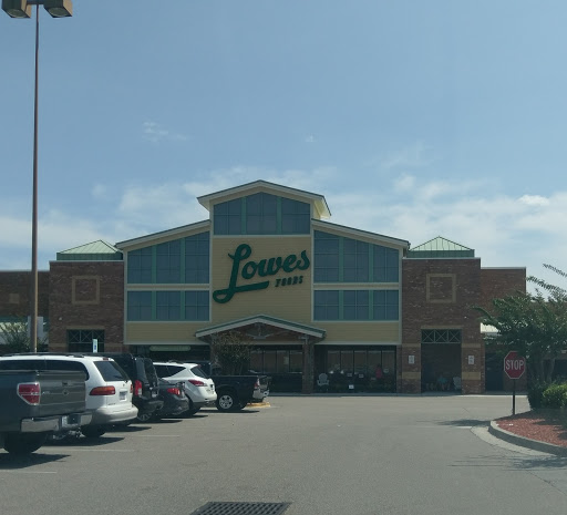 Grocery Store «Lowes Foods on South College Road», reviews and photos, 341 S College Rd #37, Wilmington, NC 28403, USA