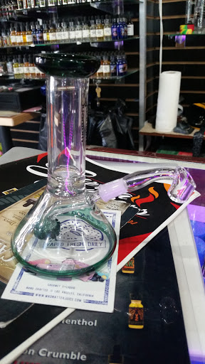 Tobacco Shop «Blue Moon Smoke Shop», reviews and photos, 470 Commonwealth Avenue, Boston, MA 02215, USA