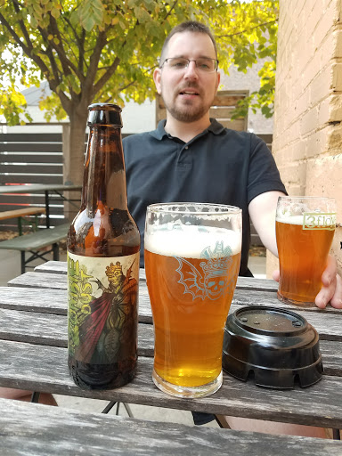 Liquor Store «Louisville Beer Store», reviews and photos, 746 E Market St, Louisville, KY 40202, USA