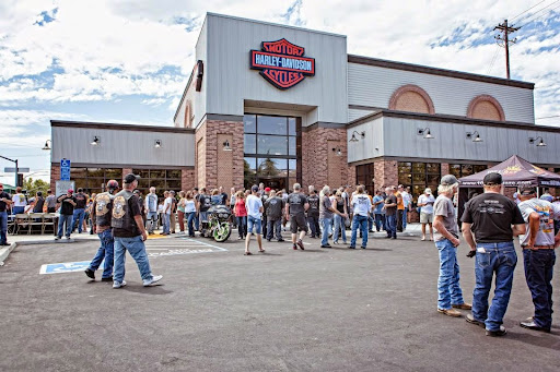 Harley-Davidson Dealer «Mathews Harley-Davidson», reviews and photos, 548 N Blackstone Ave, Fresno, CA 93701, USA