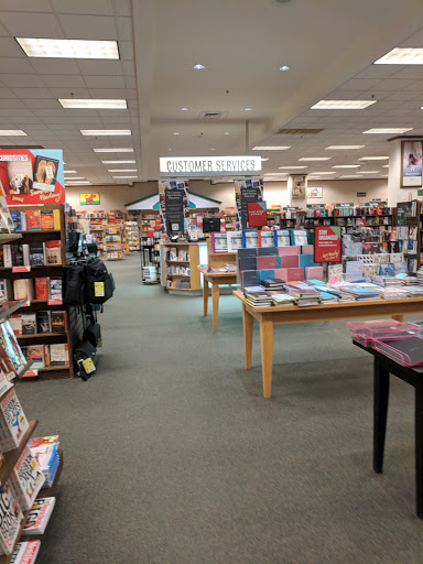 Book Store «Barnes & Noble», reviews and photos, 470 Universal Dr N, North Haven, CT 06473, USA
