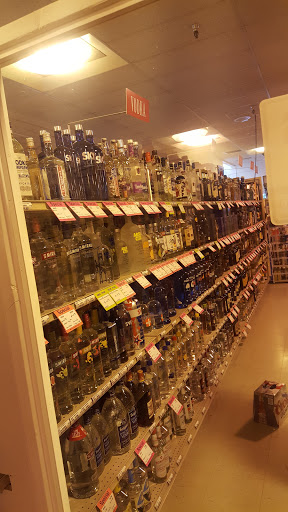 Grocery Store «Columbia Market», reviews and photos, 450 Wa Na Pa St, Cascade Locks, OR 97014, USA