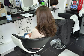 Black & White Beauty Salon