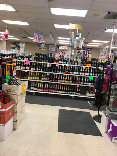 Liquor Store «Williamstown Discount Liquors», reviews and photos, 118 S Black Horse Pike, Williamstown, NJ 08094, USA