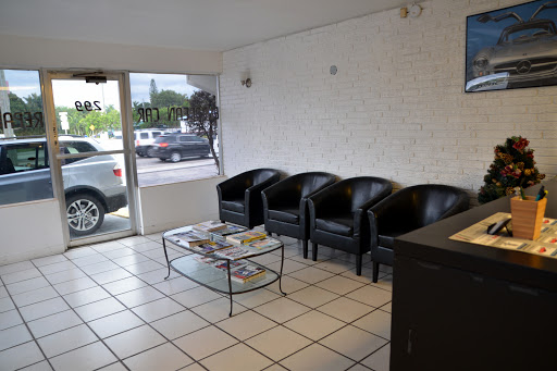 Auto Repair Shop «Euro Auto Performance», reviews and photos, 299 E Oakland Park Blvd, Oakland Park, FL 33334, USA