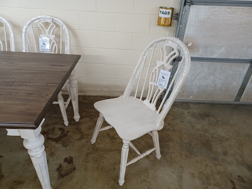 Furniture Store «Akins Furniture (Dogtown)», reviews and photos, 3450 Co Rd 81, Fort Payne, AL 35967, USA