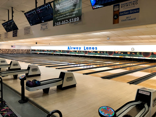 Bowling Alley «Airway Lanes», reviews and photos, 4825 Highland Rd, Waterford Twp, MI 48328, USA