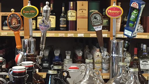 Liquor Store «Super Lucky Liquor And Wine», reviews and photos, 19105 Bothell Way NE, Bothell, WA 98011, USA