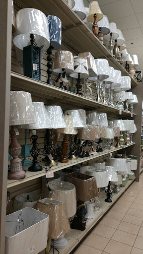 Home Goods Store «Christmas Tree Shops», reviews and photos, 916 Airport Center Rd, Allentown, PA 18109, USA