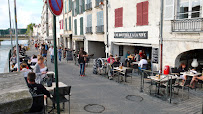 Atmosphère du Restaurant Une Bouteille à la Nive à Bayonne - n°2