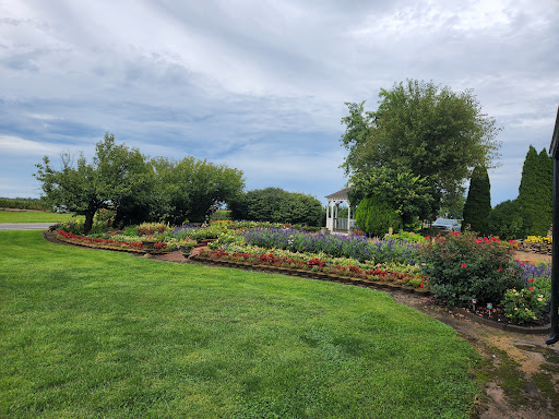 Winery «Simmons Winery», reviews and photos, 8111 E 450 N, Columbus, IN 47203, USA