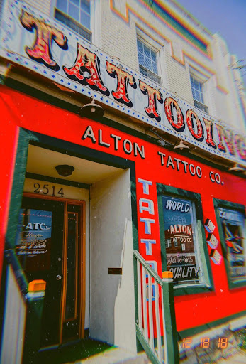 Tattoo Shop «Alton Tattoo Company», reviews and photos, 2514 College Ave, Alton, IL 62002, USA