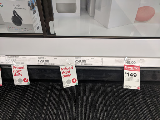 Shopping Mall «Addison Mall», reviews and photos, 2970 W Addison St, Chicago, IL 60618, USA