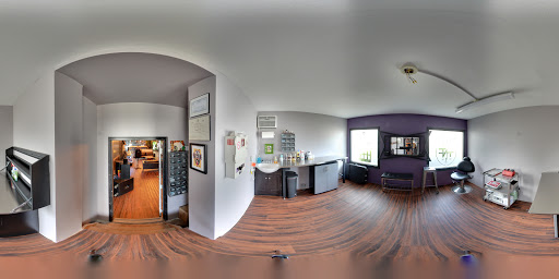 Tattoo Shop «No Egrets Tattoo Studios», reviews and photos, 1128 College St, Clarksville, TN 37040, USA