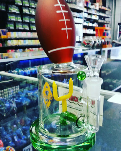 Tobacco Shop «Up In Smoke (Smoke Shop) Costa Mesa», reviews and photos, 270 Bristol St #101, Costa Mesa, CA 92626, USA