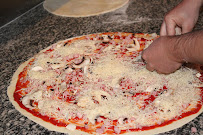 Photos du propriétaire du Pizzas à emporter PIZZA YANN St Sernin à Saint-Sernin - n°2