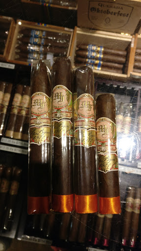 Cigar Shop «W. Curtis Draper Tobacconist», reviews and photos, 699 15th St NW, Washington, DC 20005, USA