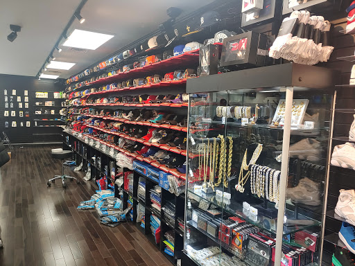 Fashion Accessories Store «Rock Star Fashion», reviews and photos, 1881 Lockbourne Rd, Columbus, OH 43207, USA