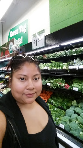 Grocery Store «Food 4 Less», reviews and photos, 4400 Slauson Ave, Maywood, CA 90270, USA