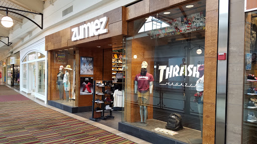 Zumiez