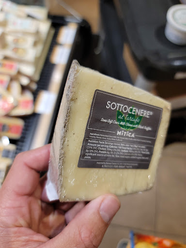 Supermarket «Wegmans», reviews and photos, 6789 E Genesee St, Fayetteville, NY 13066, USA