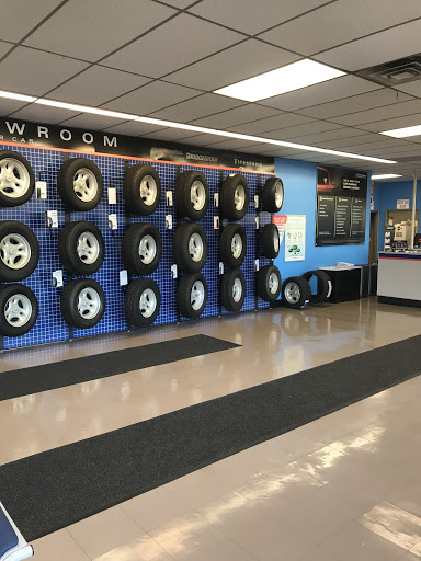 Tire Shop «Firestone Complete Auto Care», reviews and photos, 500 Thruway Plaza Dr, Cheektowaga, NY 14225, USA