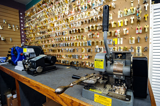 Locksmith «Leesburg Baldinos Lock and Key», reviews and photos, 338 E Market St, Leesburg, VA 20175, USA