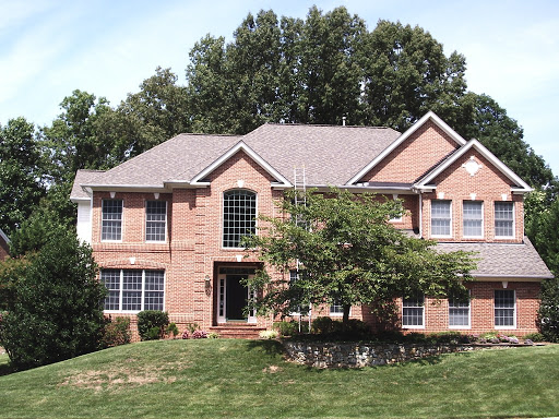 Reyes Roofing Contractors LLC in Fairfax, Virginia