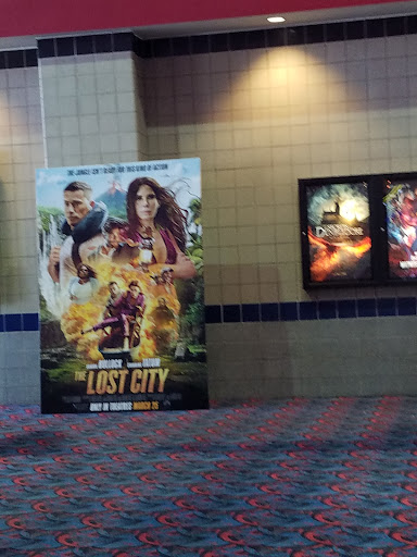 Movie Theater «MJR Southgate Digital Cinema 20», reviews and photos, 15651 Trenton Rd, Southgate, MI 48195, USA