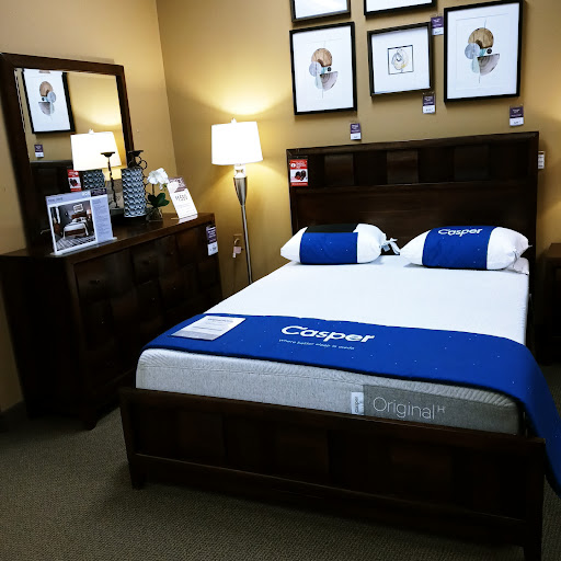 Furniture Store «Raymour & Flanigan Furniture and Mattress Store», reviews and photos, 100 Highland Ave, Seekonk, MA 02771, USA