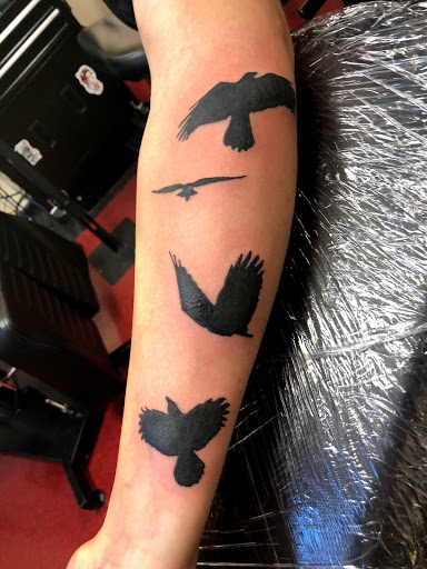 Tattoo Shop «Mystic Tattoo and Body Piercing», reviews and photos, 1150 Richmond Rd, Charlottesville, VA 22911, USA