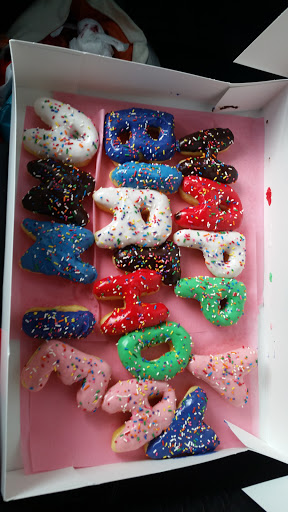 Donut Shop «River Oaks Donuts», reviews and photos, 3601 Westheimer Rd, Houston, TX 77027, USA