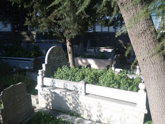 500 Evler Mezarlığı