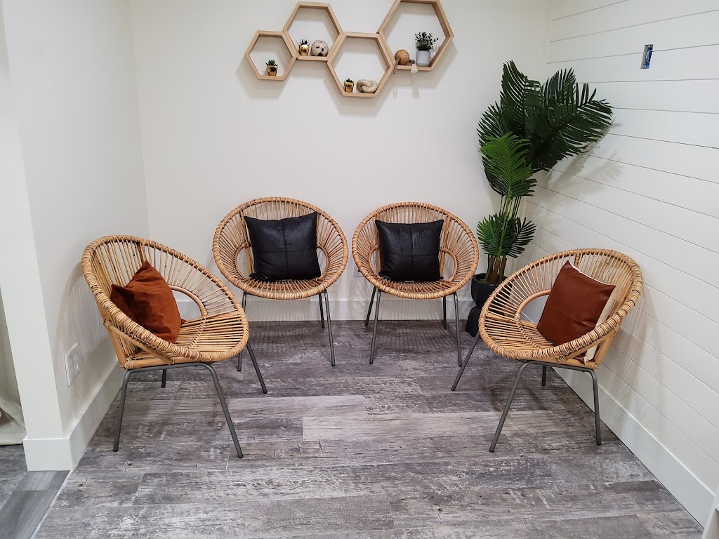 Velvette Salon 10950