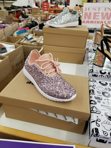 Boot Store «AJ Shoes», reviews and photos, 722 SW Military Dr, San Antonio, TX 78221, USA