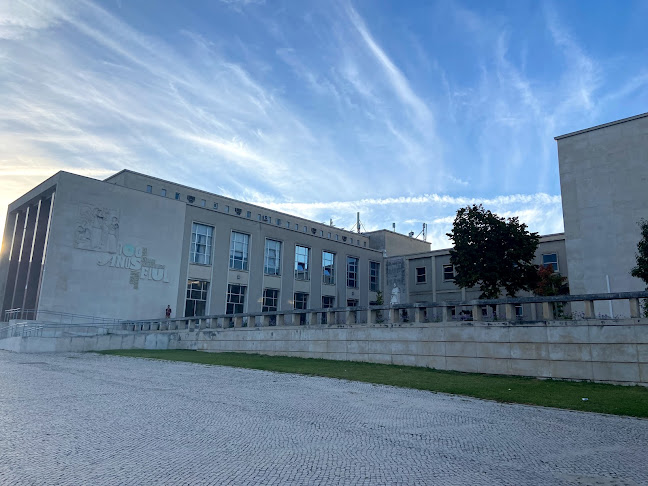 Avaliações doInstituto de Educação da Universidade de Lisboa em Lisboa - Escola