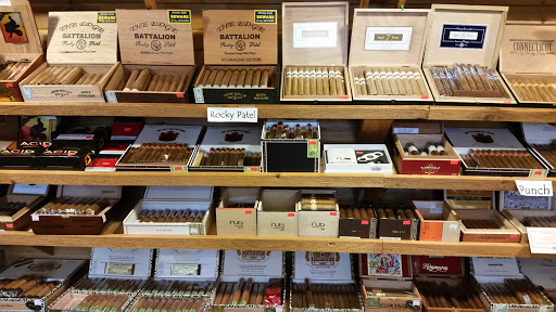 Cigar Shop «Bucks Smoke Shop», reviews and photos, 5051 Roberts Rd, Hilliard, OH 43026, USA
