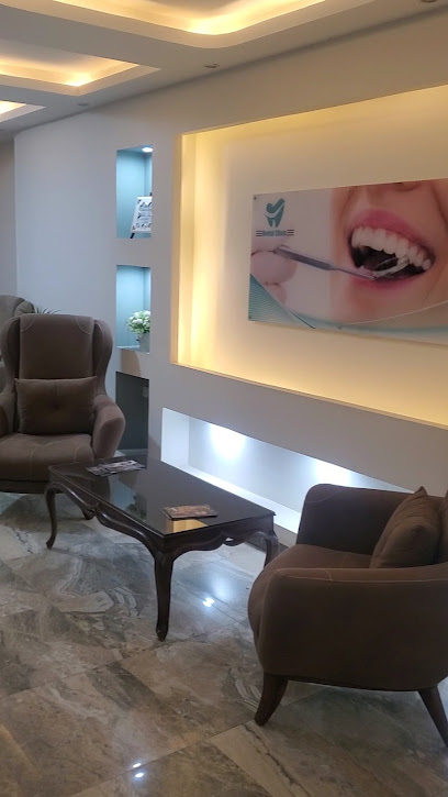 Clinic 9 لطب وتجميل الأسنان